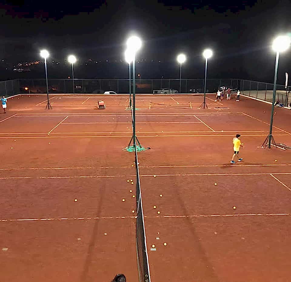Kort Rezervasyon